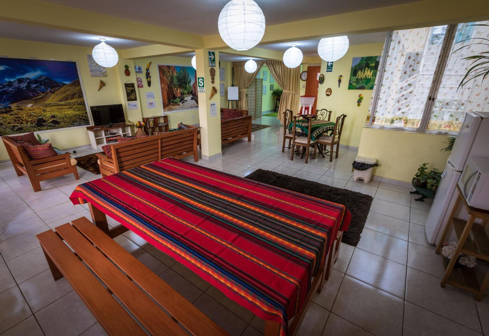 הוסטל לימה Mama Backpackers מראה חיצוני תמונה