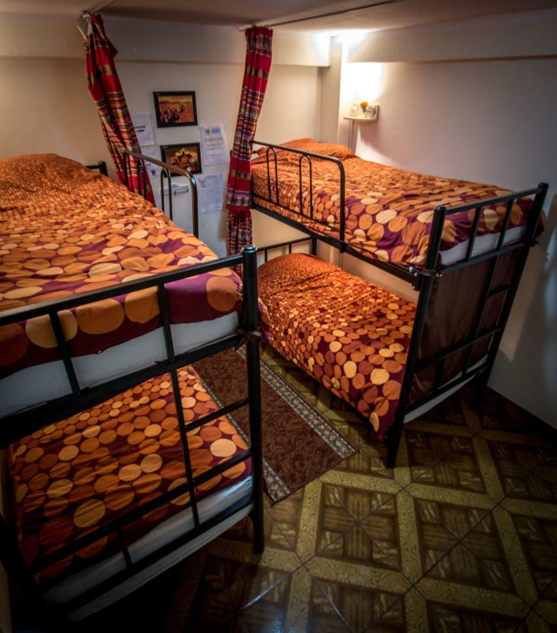 הוסטל לימה Mama Backpackers מראה חיצוני תמונה